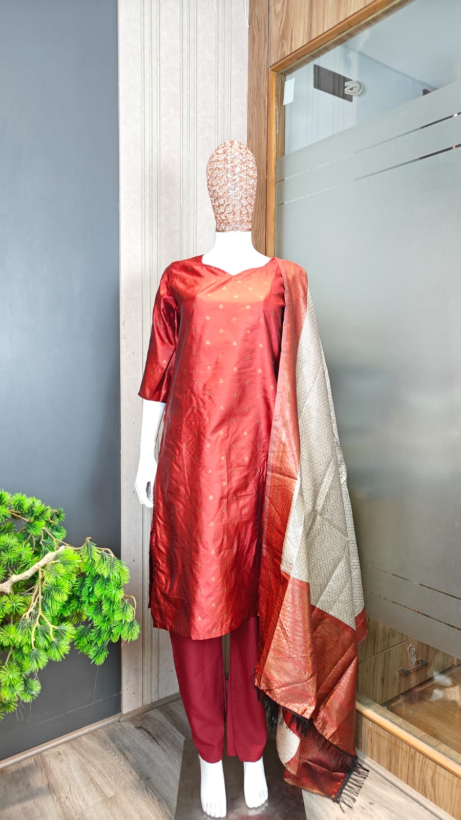 Jacquard Silk Maroon Mannat Kurta Set🛒🛍️