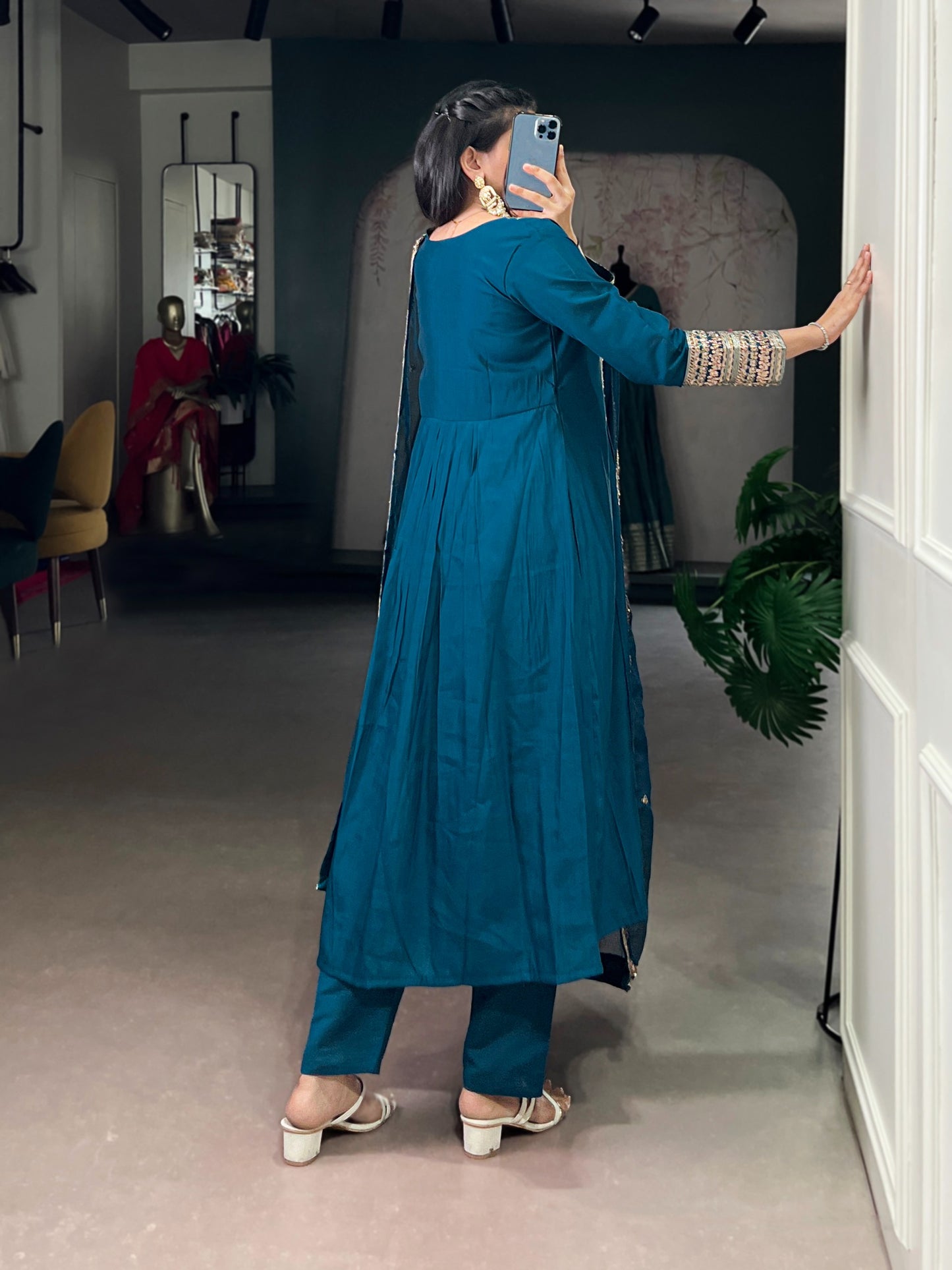 Let the smooth fall of Roman silk enhance your style with its classic charm and graceful finish 🦋
