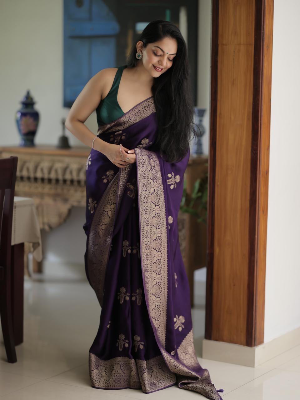 This beautiful saree is elegantly decorated with gorgeous Solid Jacquard weave that gives a perfect look to the outfit.