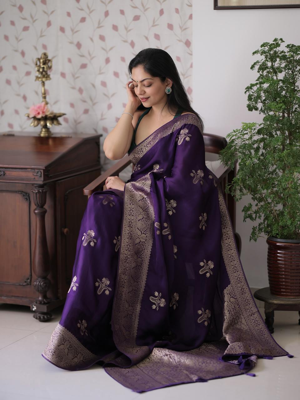 This beautiful saree is elegantly decorated with gorgeous Solid Jacquard weave that gives a perfect look to the outfit.