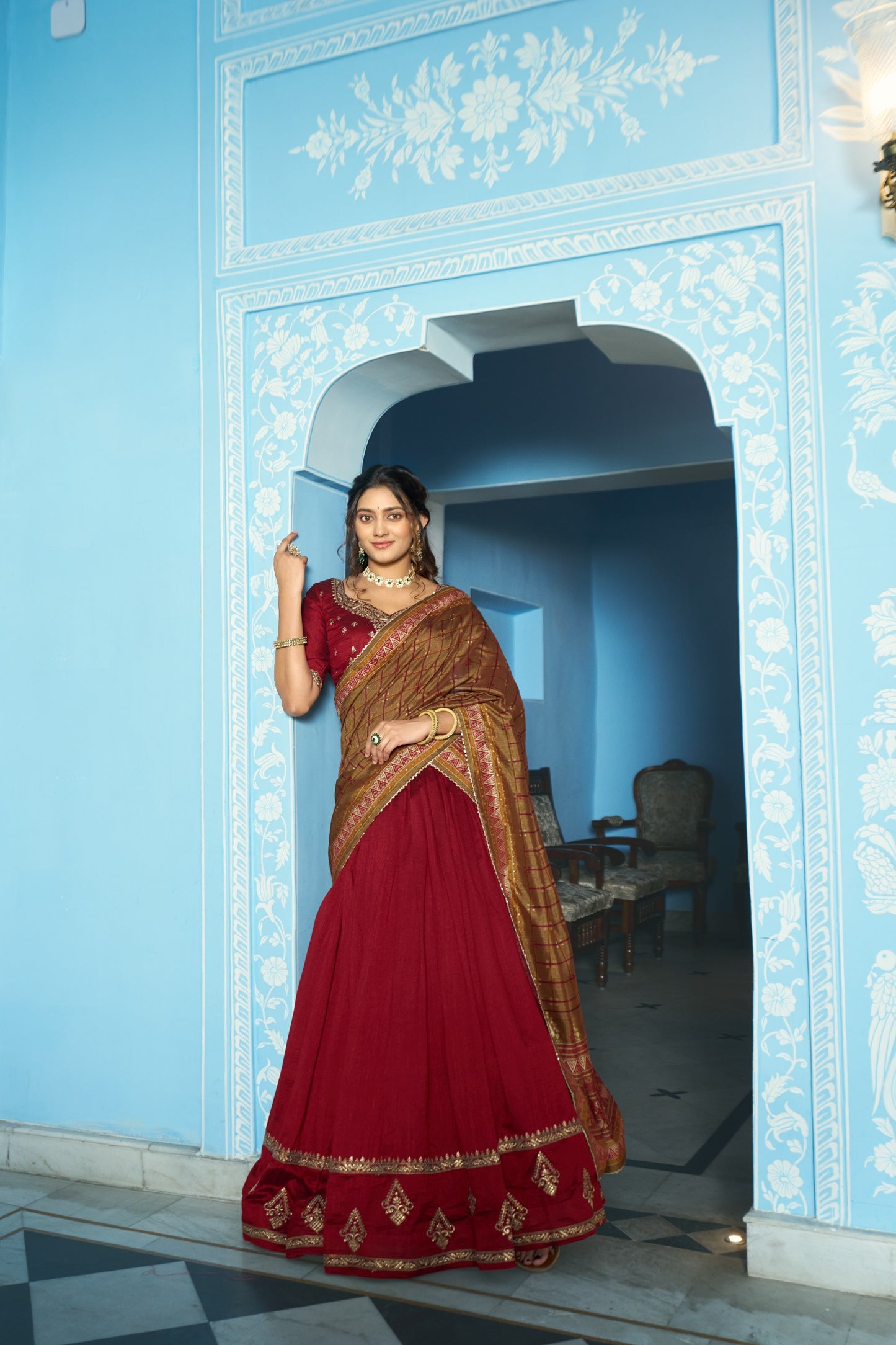 Grace that speaks for itself  Crafted in luxurious Vichitra silk, this lehenga brings a refined and royal touch to your festive wardrobe.✨