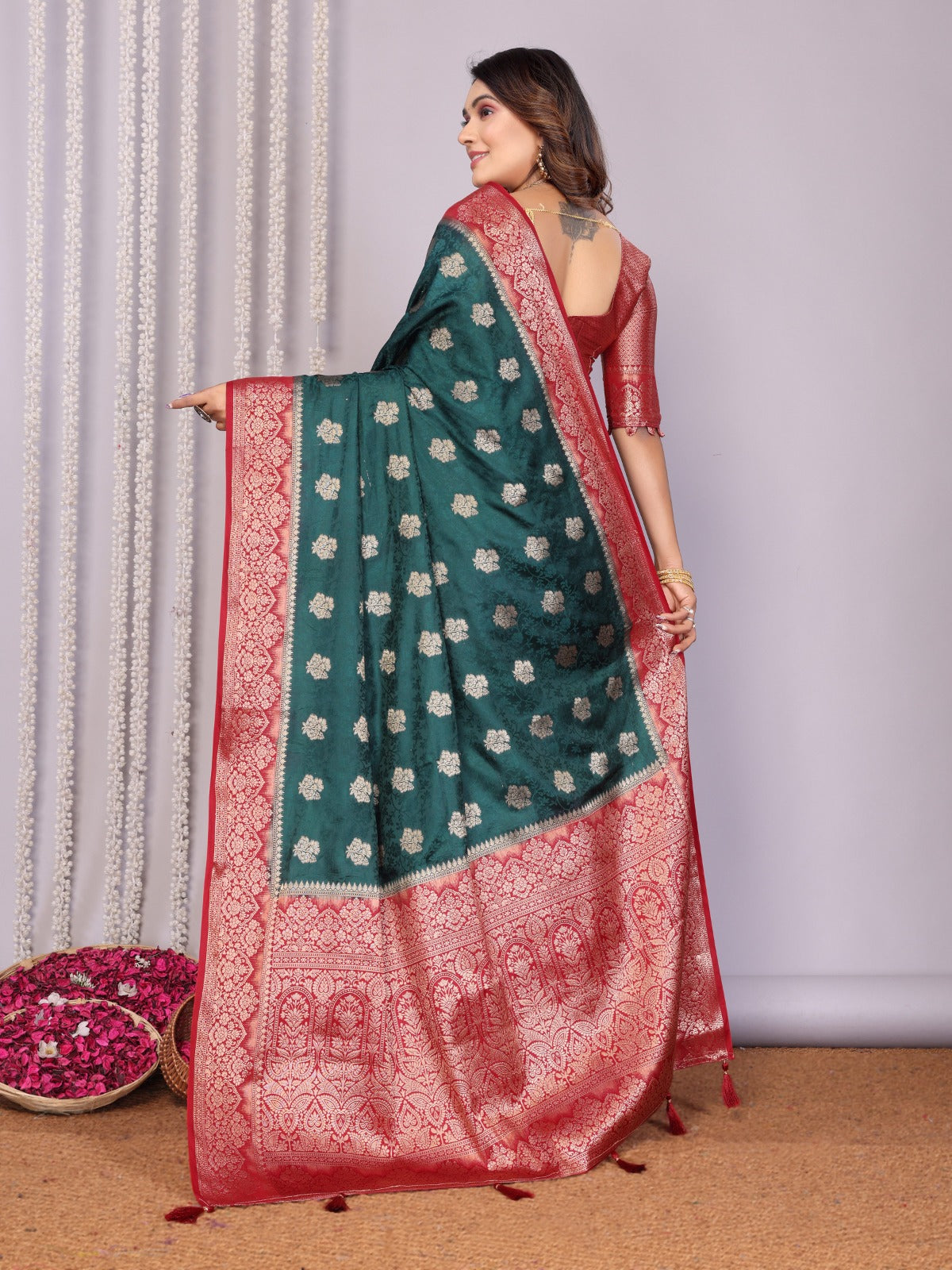 🍁We Always Aim To Break The Stereotype Of Wearing Satin Silks Only For Special Occasions🍁