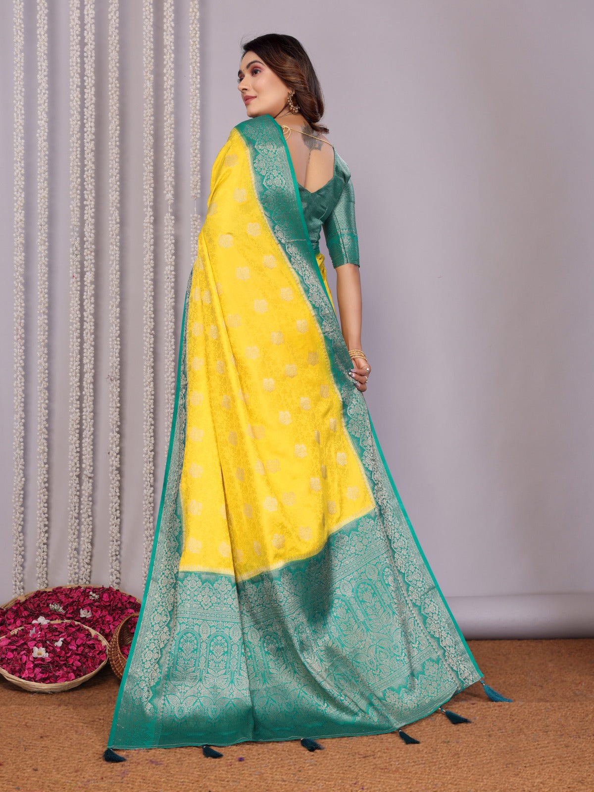 🍁We Always Aim To Break The Stereotype Of Wearing Satin Silks Only For Special Occasions🍁