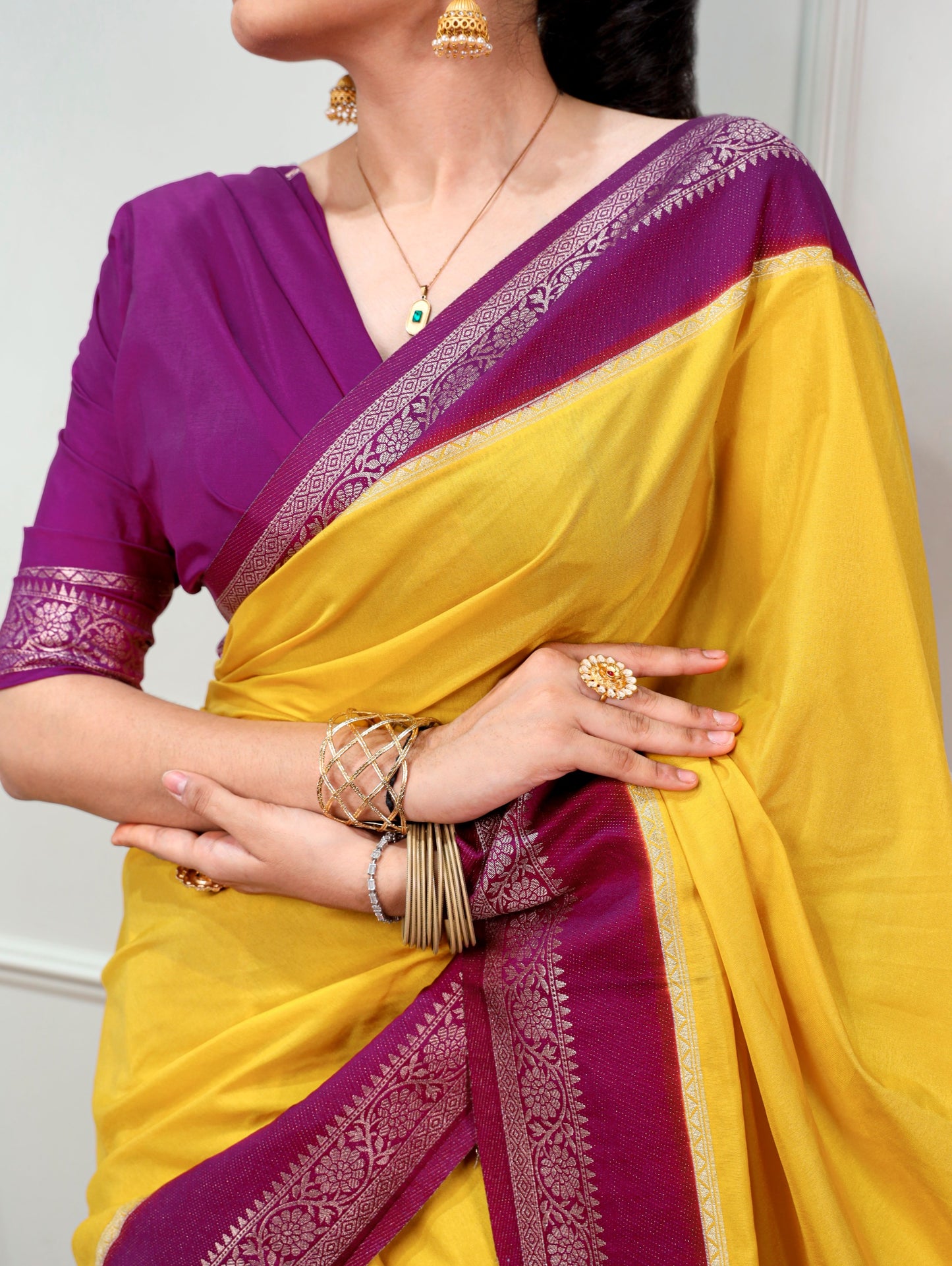 Step into timeless elegance with the richness of Mysore Crepe Saree, where tradition meets royal charm in every weave ✨