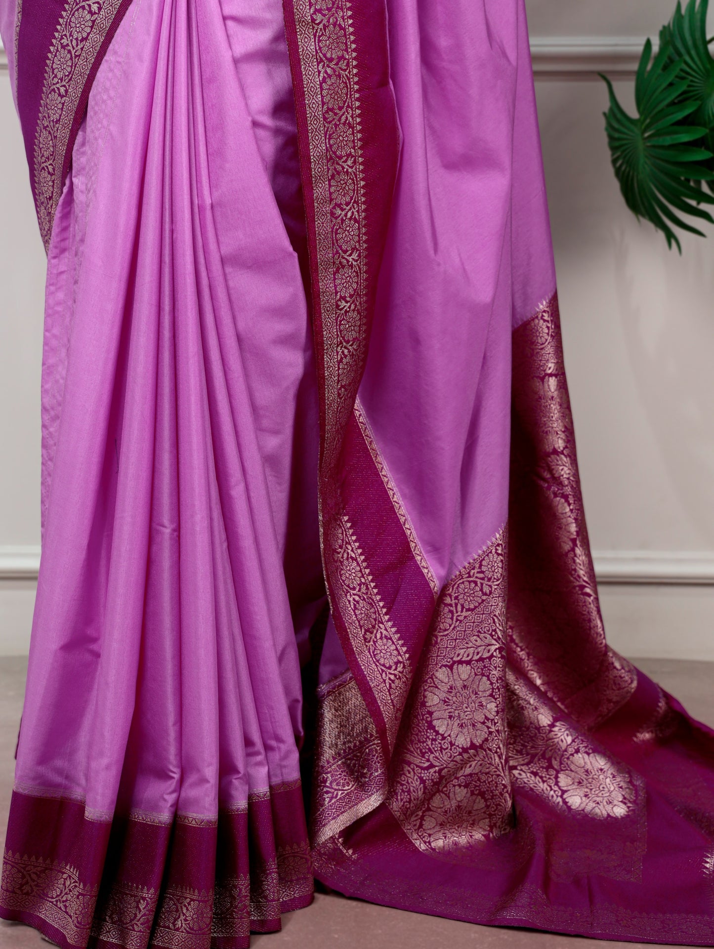Step into timeless elegance with the richness of Mysore Crepe Saree, where tradition meets royal charm in every weave ✨