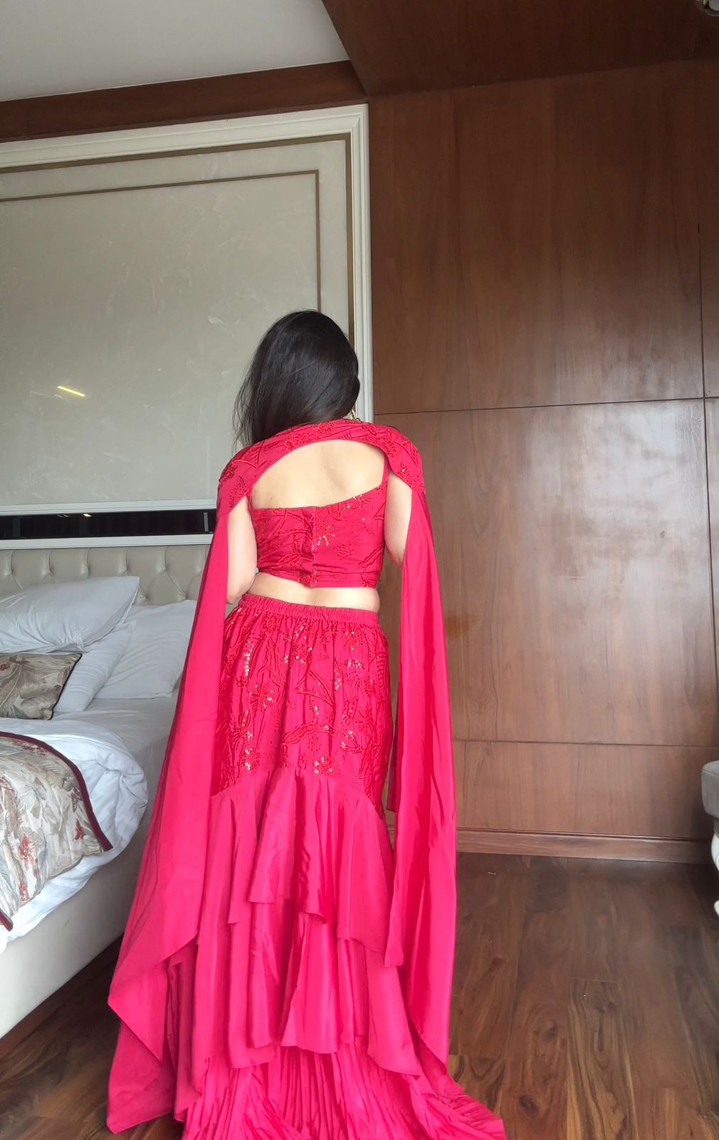 ❤️DRAPE YOURSELF IN LAYERS OF GRACE & CHARM❤️💫