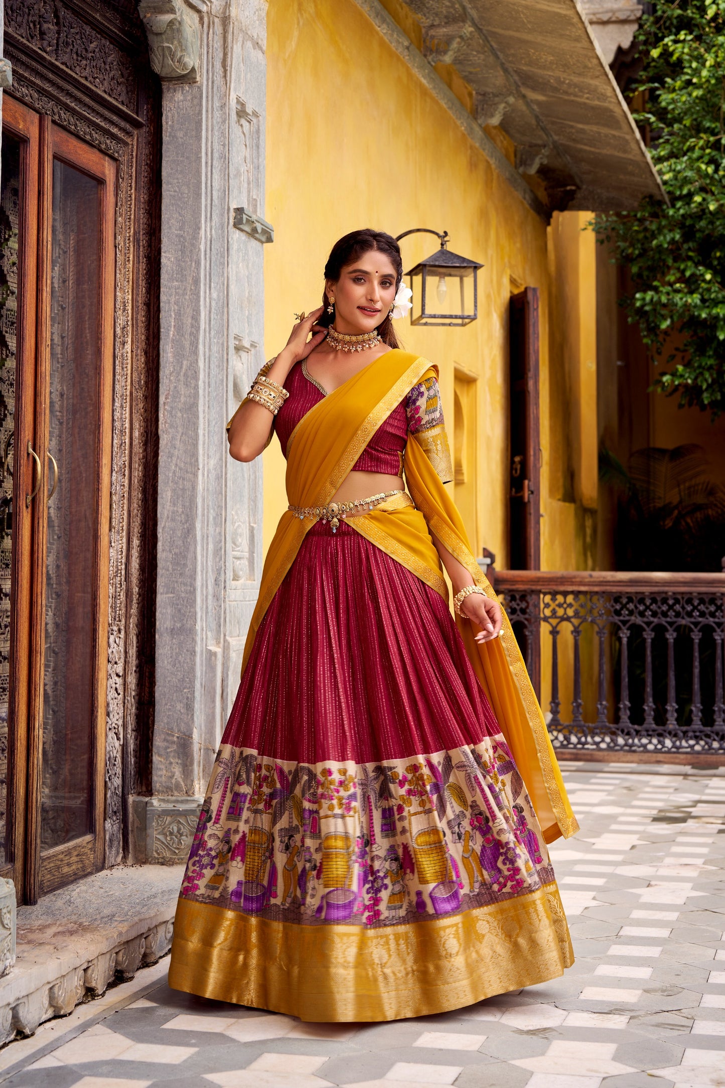 Step into timeless elegance with this Poly Chanderi lehenga, designed with delicate Zari stripes and enhanced with Kalamkari prints 🪷