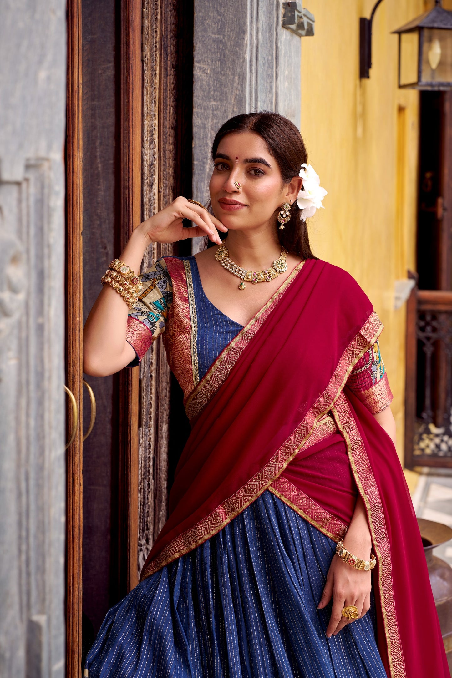 Step into timeless elegance with this Poly Chanderi lehenga, designed with delicate Zari stripes and enhanced with Kalamkari prints 🪷