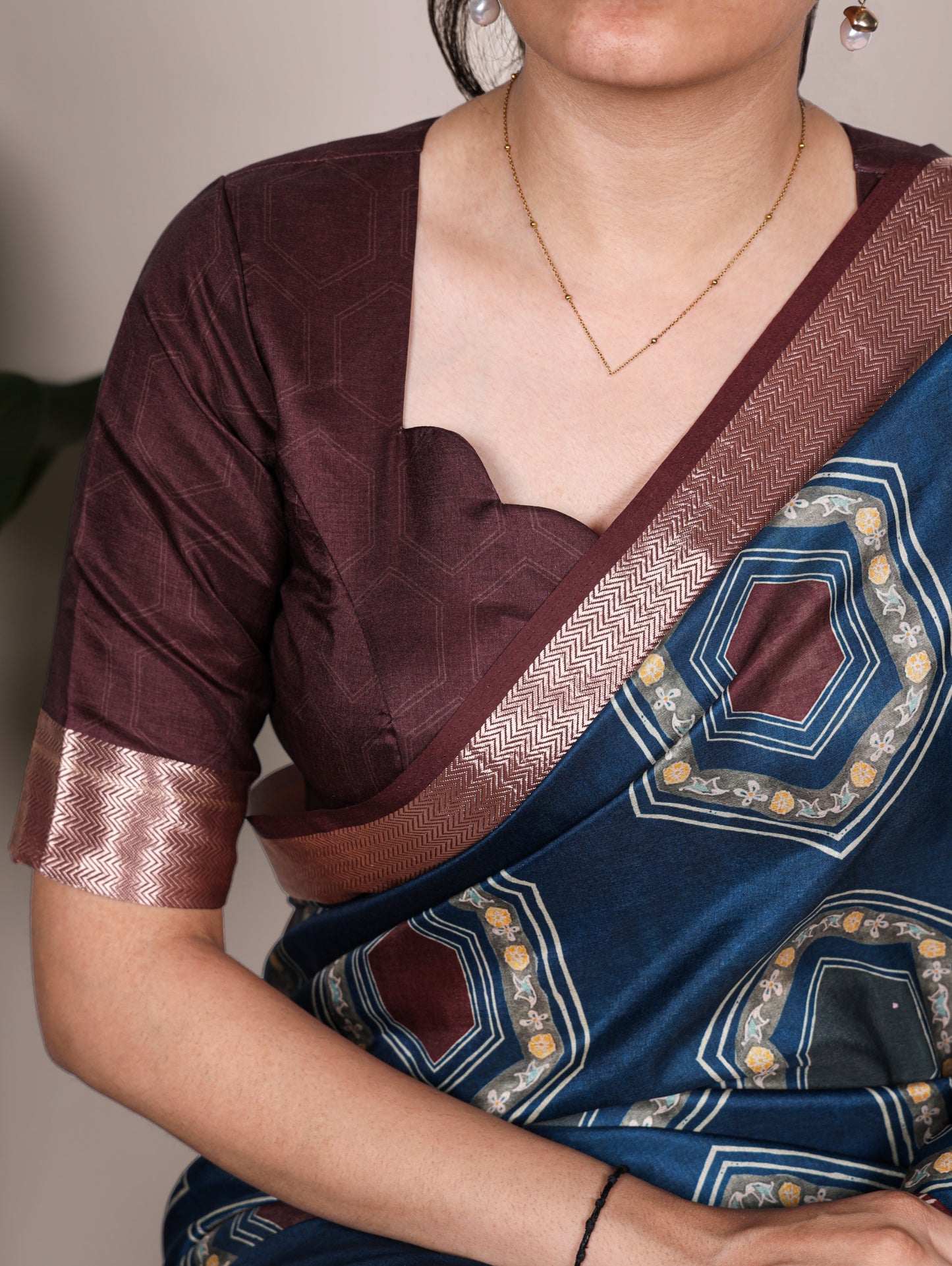 Elegant Tasar silk saree enhanced with a rich viscose border – perfect for festive and traditional occasions ✨