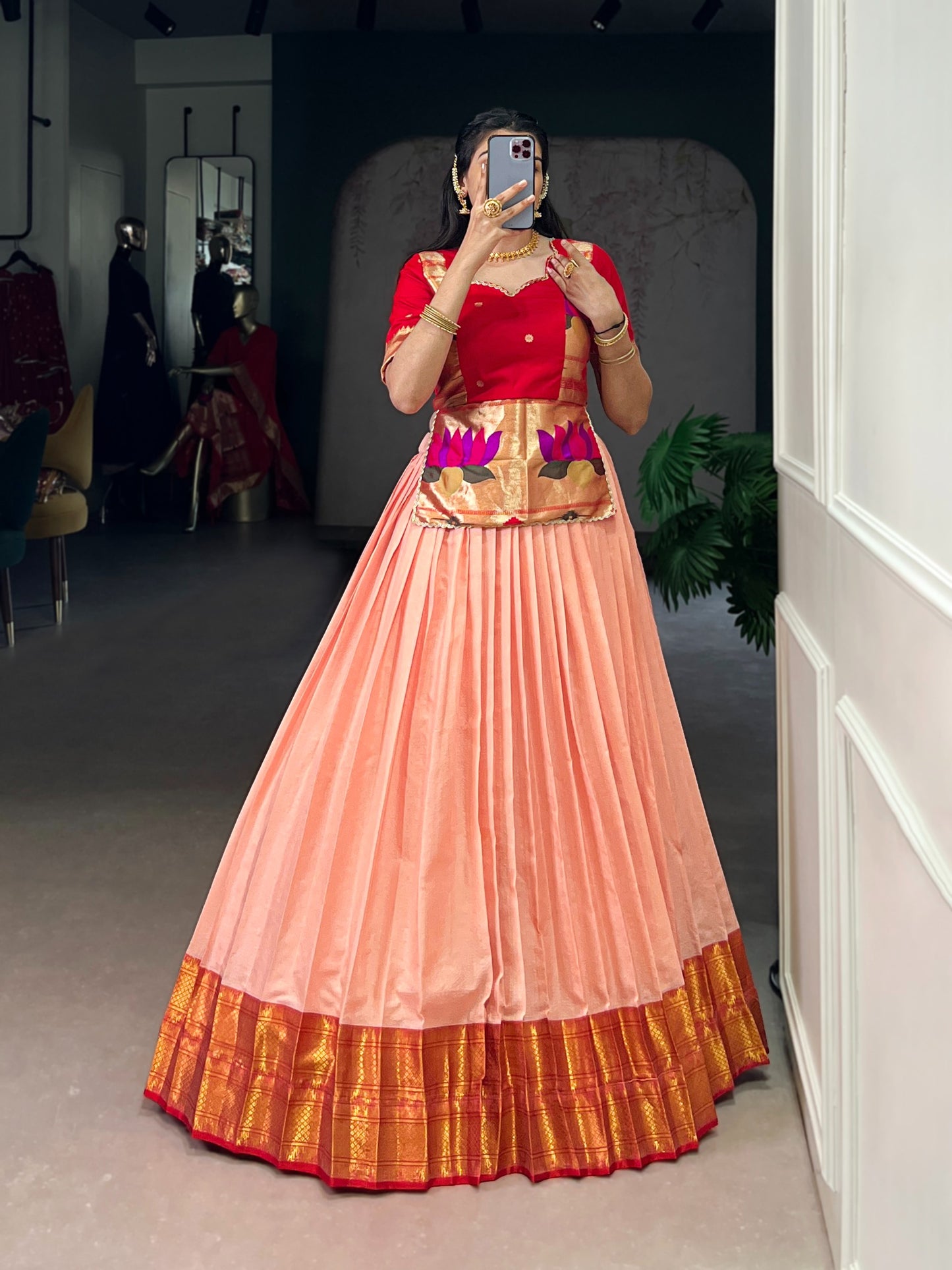 Traditional essence meets chic style in our Jacquard Co-ord Set Lehengas — made for every radiant moment 🌸