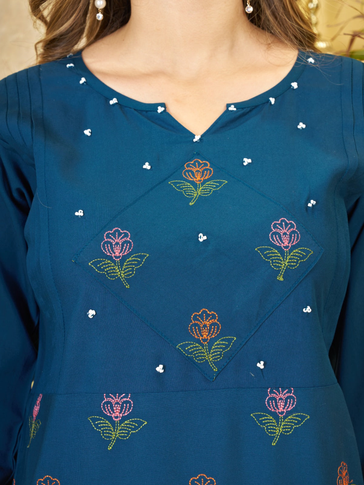 Premium 2-Piece Ethnic Lounge Set – Smart-Casual Three-Quarter Sleeve Top with Coordinated Embroidered Hem Trousers