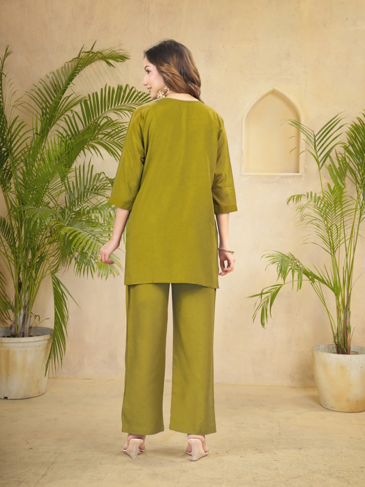 Premium 2-Piece Ethnic Lounge Set – Smart-Casual Three-Quarter Sleeve Top with Coordinated Embroidered Hem Trousers