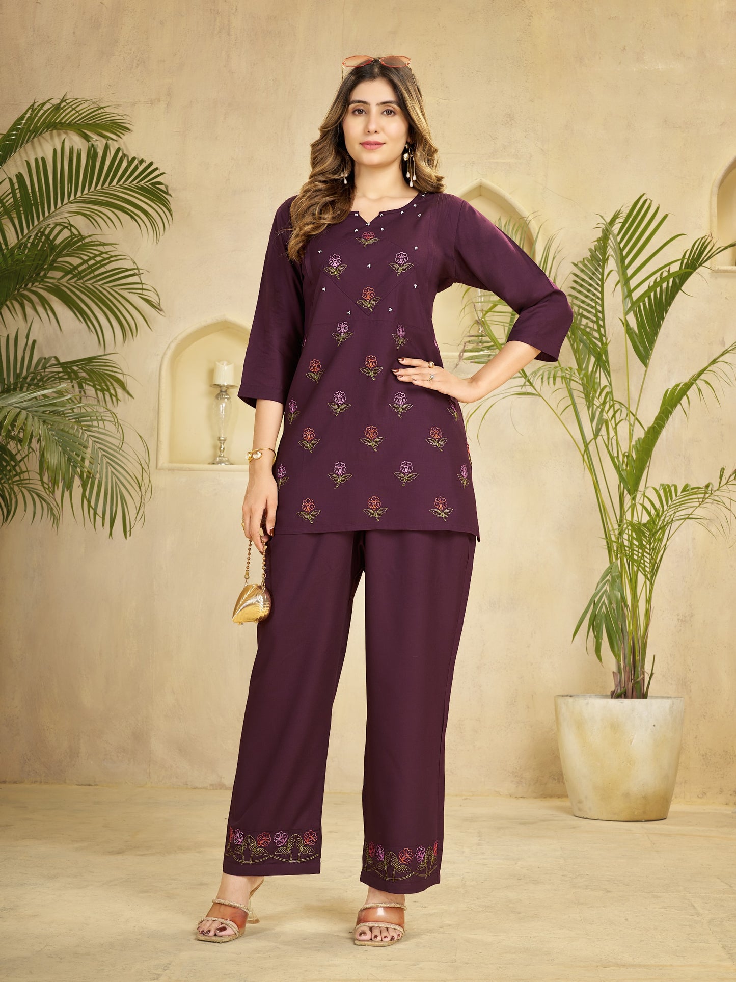 Premium 2-Piece Ethnic Lounge Set – Smart-Casual Three-Quarter Sleeve Top with Coordinated Embroidered Hem Trousers