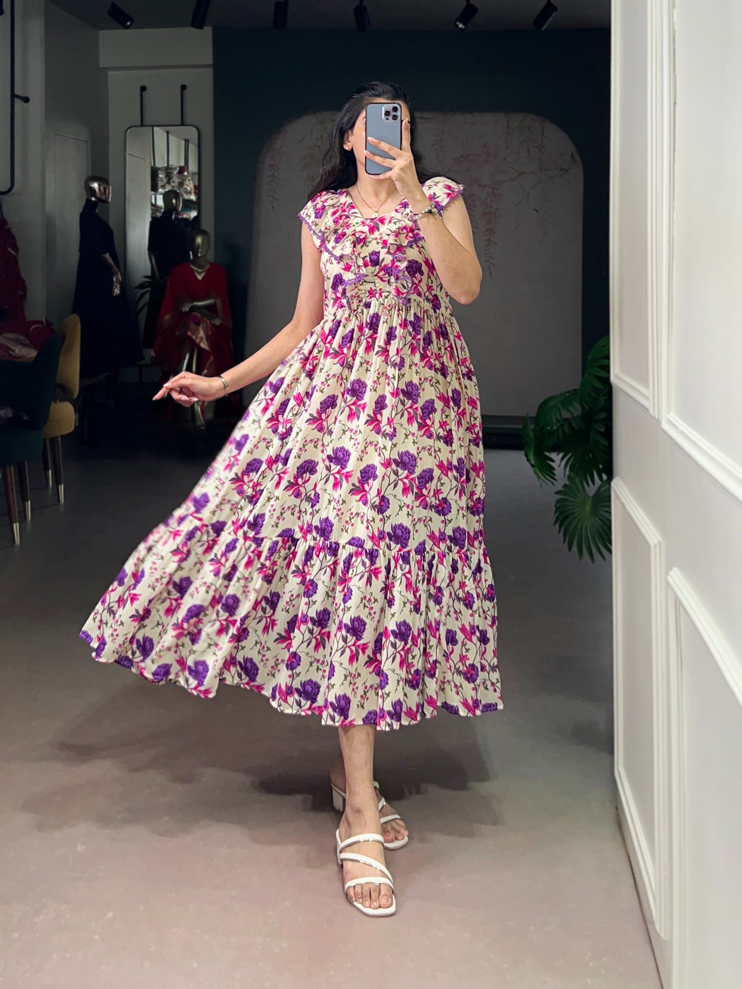 Let the floral prints and silk texture create a story of elegance and charm 🌸