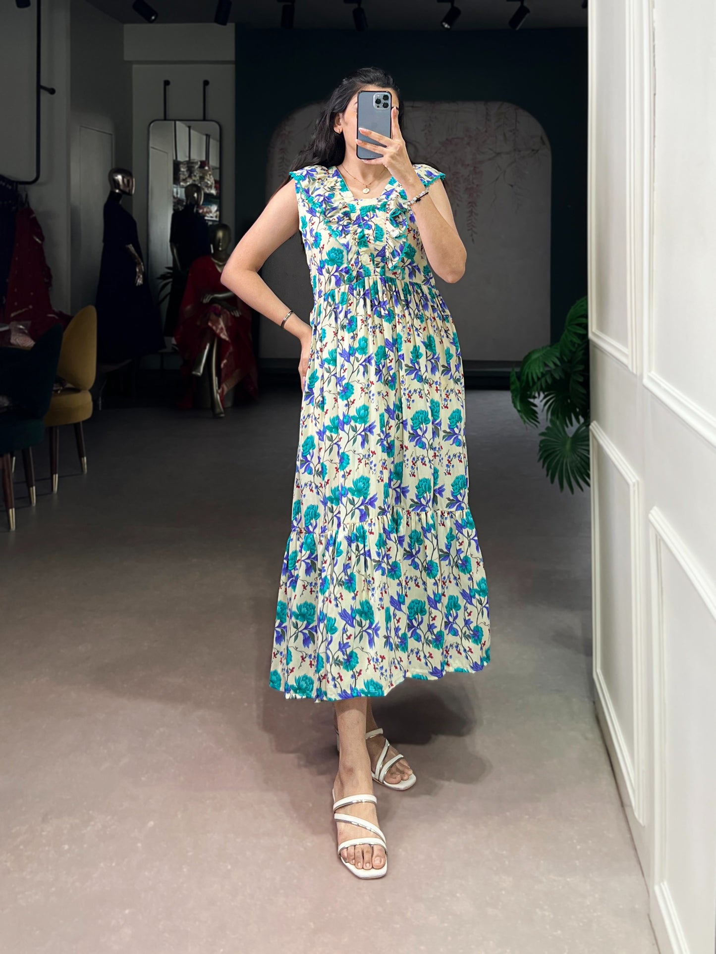 Let the floral prints and silk texture create a story of elegance and charm 🌸