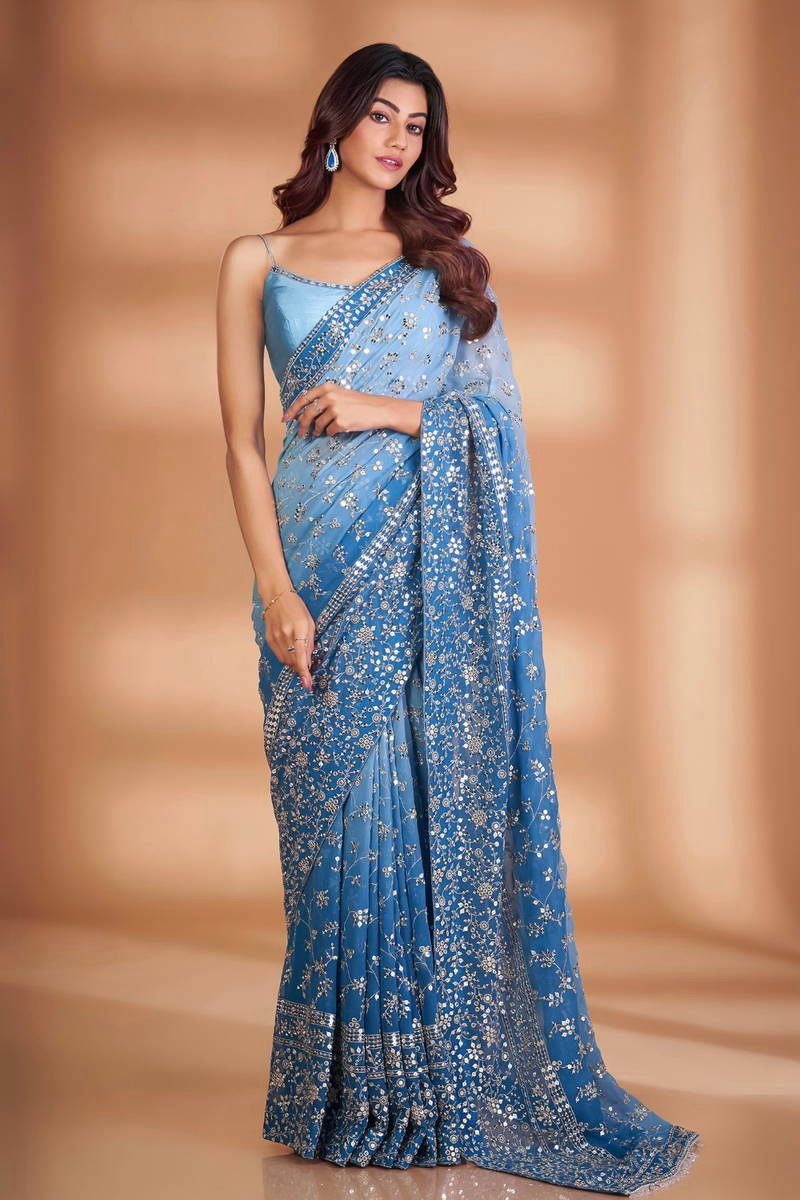 A Beautiful Embroidery Work Saree For Partywear Looks👀