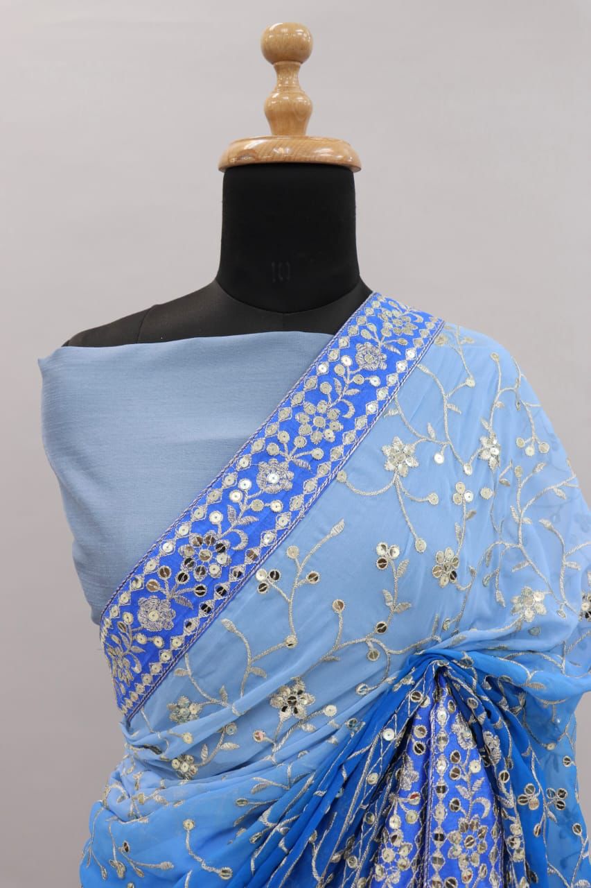A Beautiful Embroidery Work Saree For Partywear Looks👀