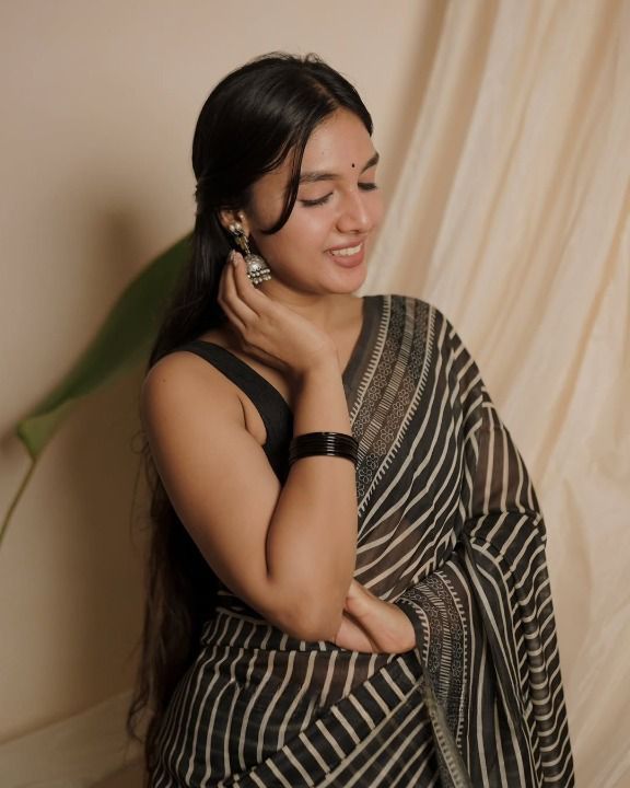✨New Exclusive Design Introducing a Fresh Perspective in Saree ✨