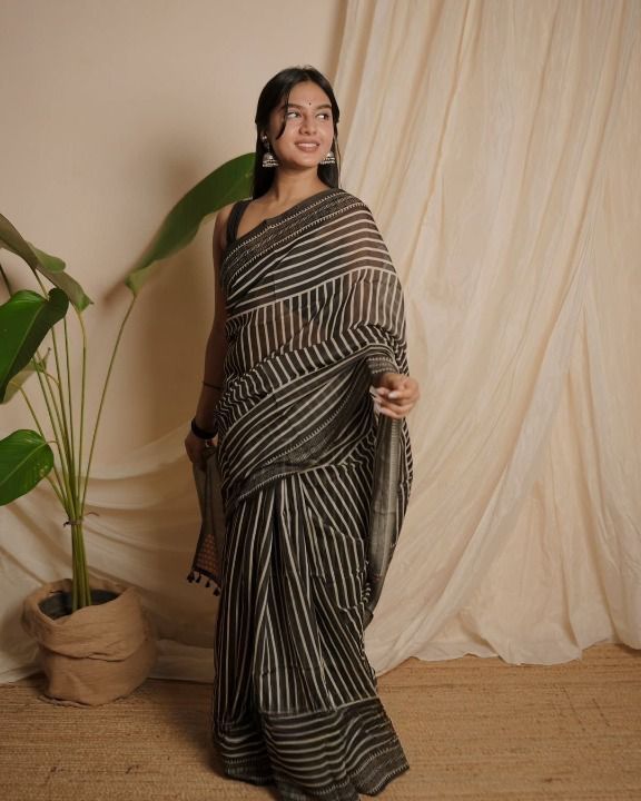 ✨New Exclusive Design Introducing a Fresh Perspective in Saree ✨