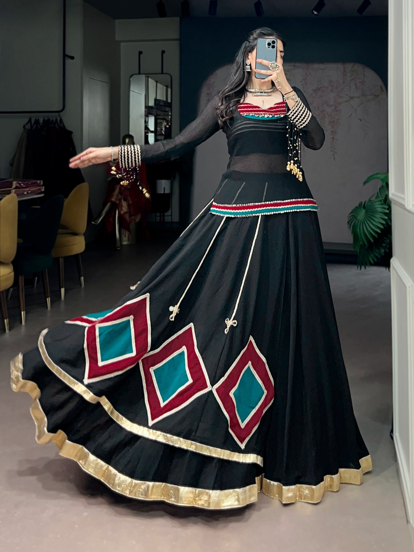 A perfect blend of comfort and tradition, this marble fabric Navratri outfit is made for endless festive moments🖤