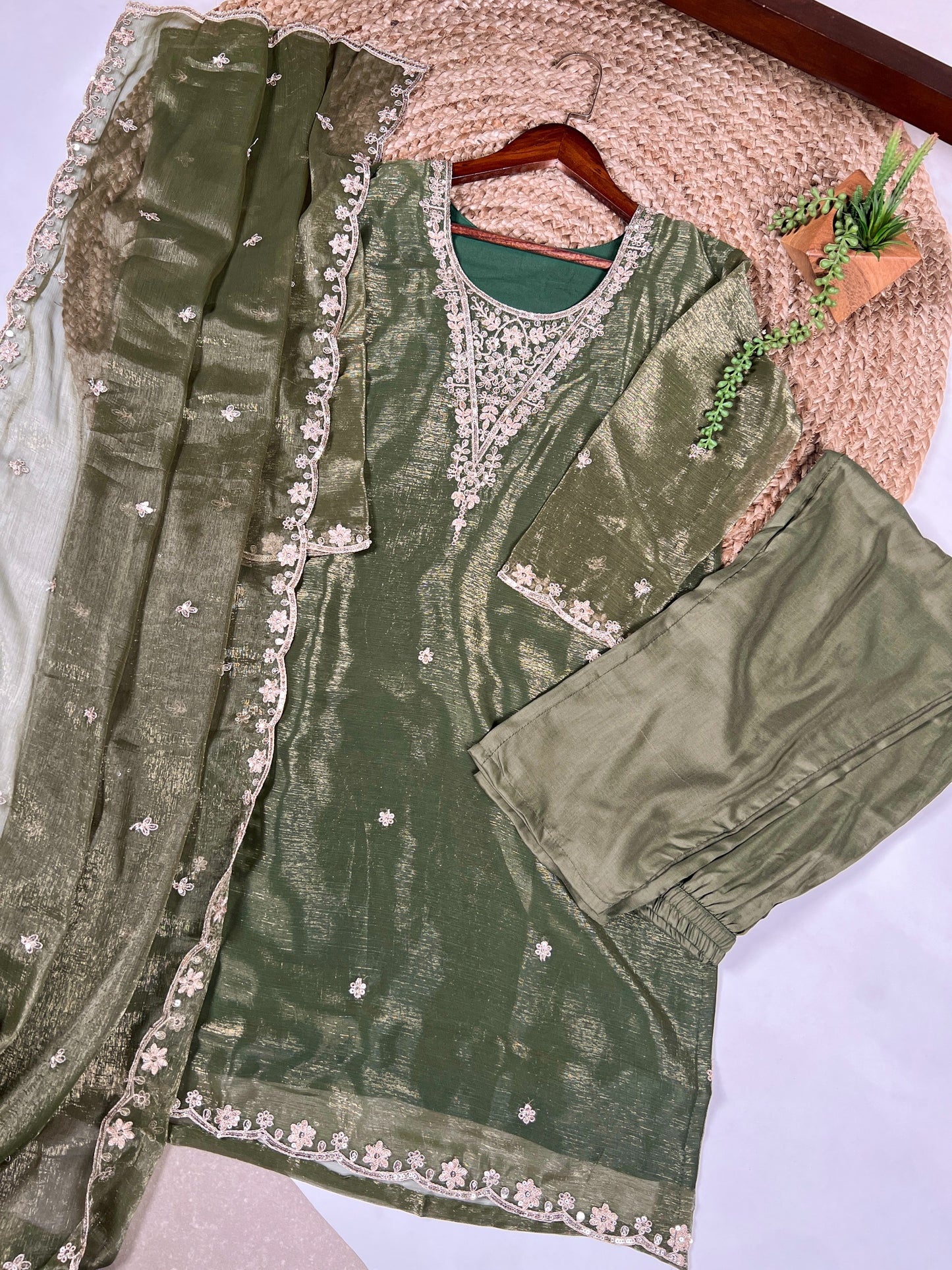 Desi vibe in olive tribe 💚