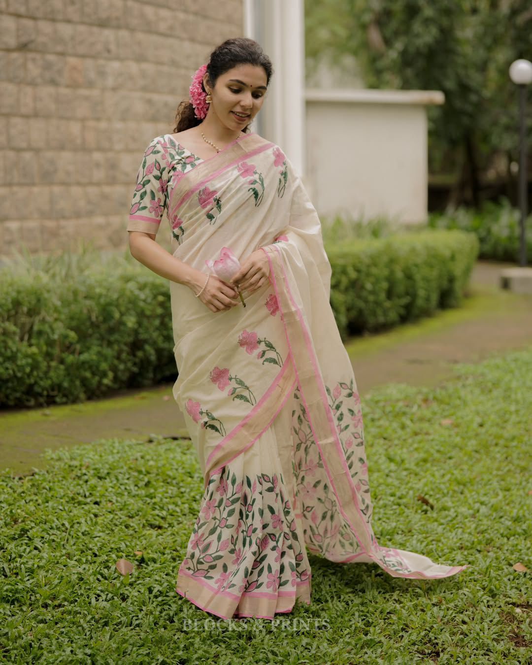 ✨New Exclusive Design Introducing a Fresh Perspective in Saree