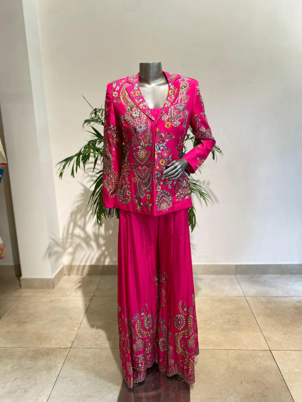 PERFECT FOR PARTY AND WEDDING OUR DESIGNER WEAR 3 PIECE PLAZZO PAIR WITH SEQUENCE EMBROIDERY WORK❤️