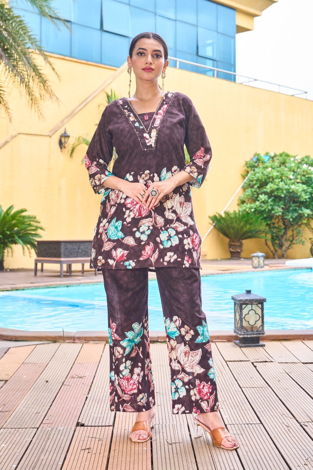 Chic Slub-Textured Floral Placement Print Co-ord Set with V-Neckline