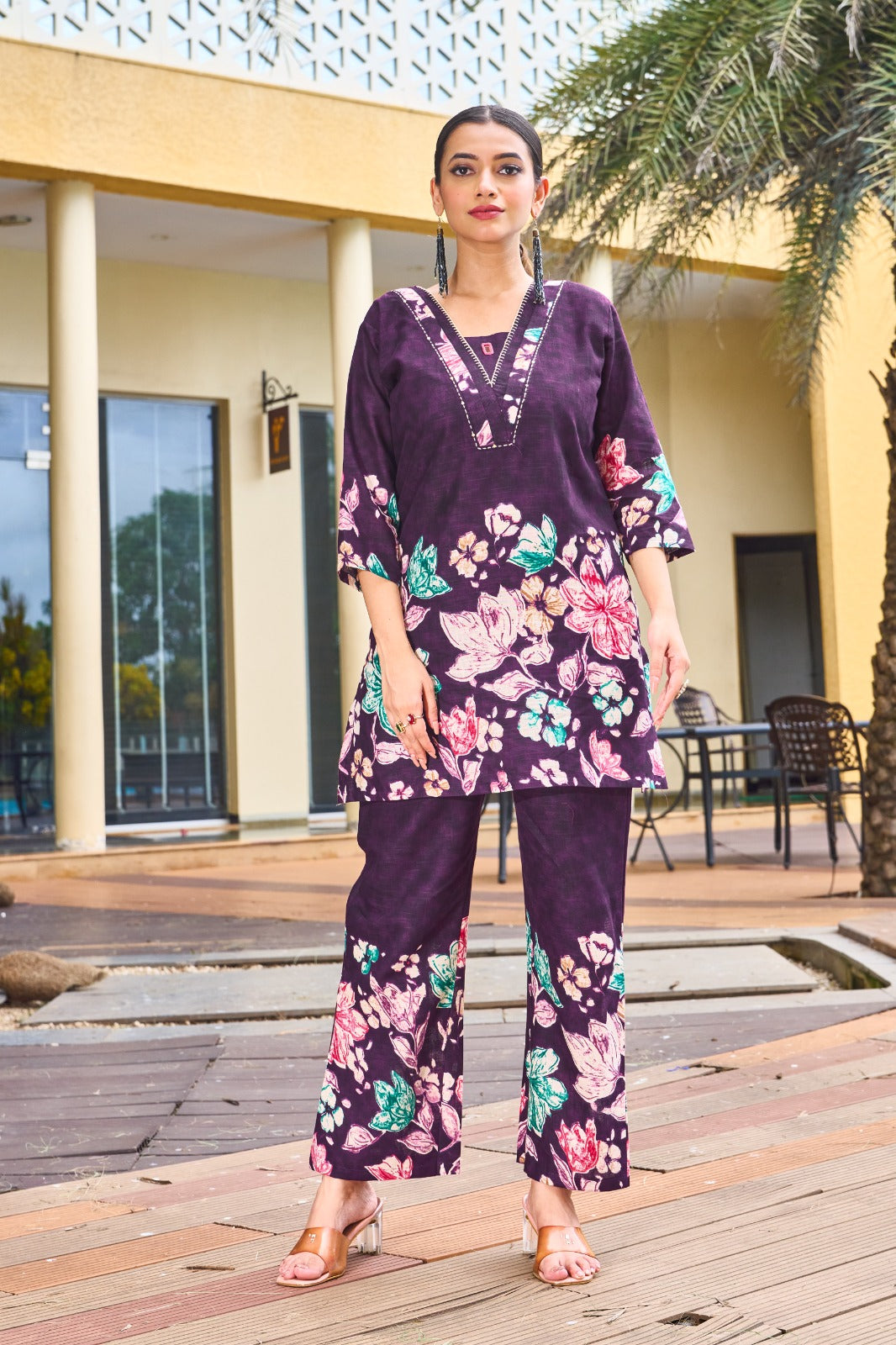 Chic Slub-Textured Floral Placement Print Co-ord Set with V-Neckline