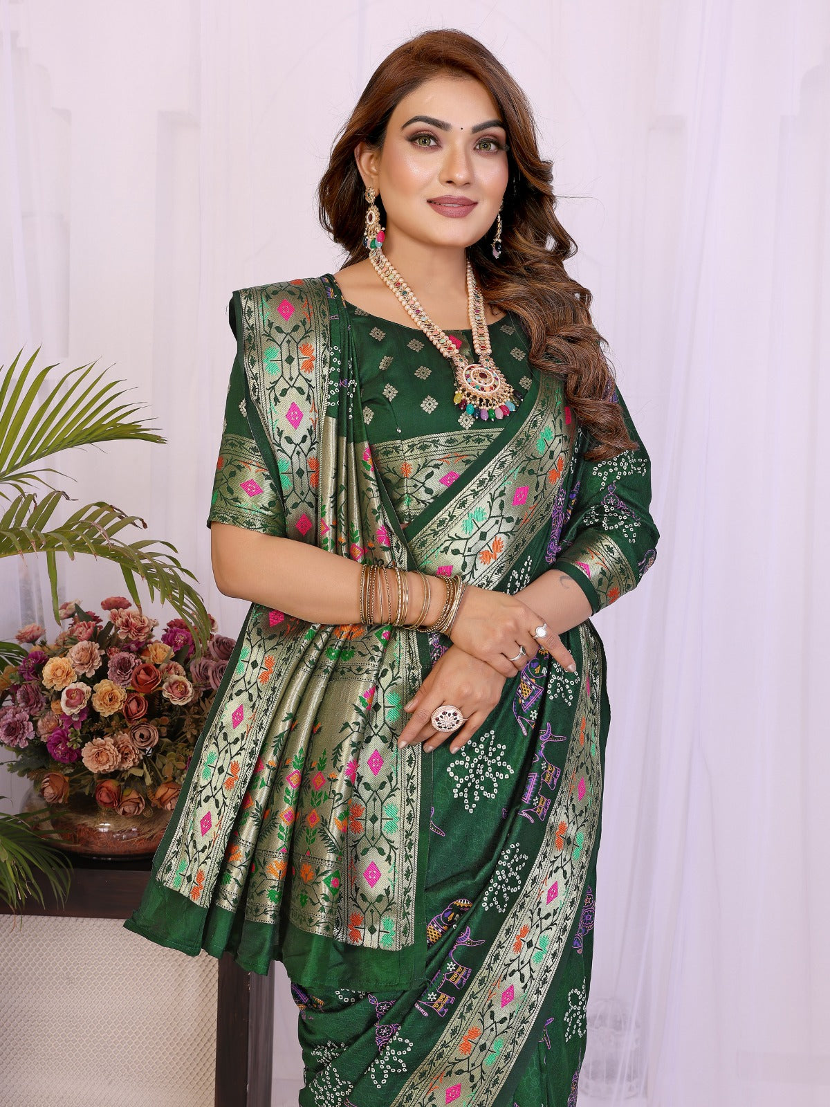 🍇Contrast Zari Weaving Border Blouse With Same Border🍇