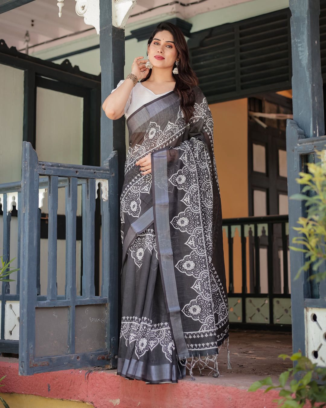 ✨New Exclusive Design Introducing a Fresh Perspective in Saree