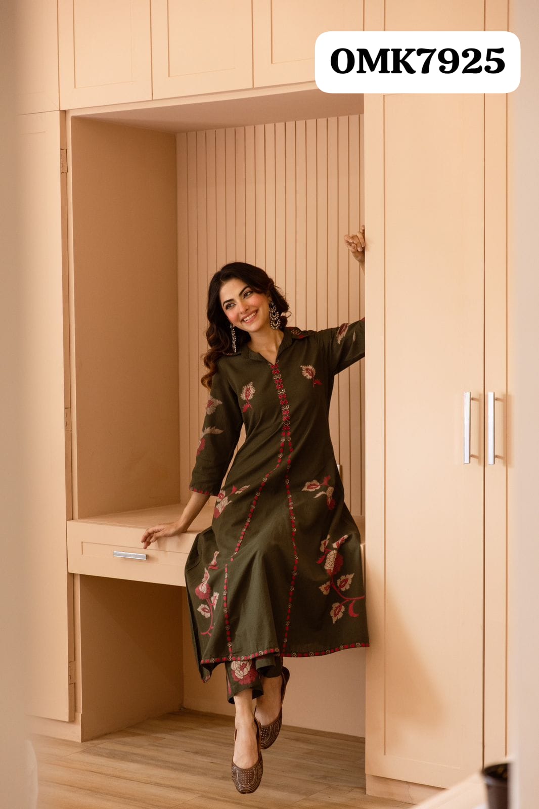 Beautiful Two Piece Digital Designer   Print German Rayon Co-ord Set With Work On Yoke With Inner Paired With Plain German Rayon Plazo Style Bottom