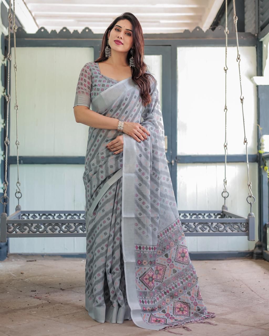 Sophisticated Dove Gray Cotton Linen Saree with Diagonal Chevron Leheriya Prints, Geometric Tribal Pallu, and Matching Micro-Printed Blouse
