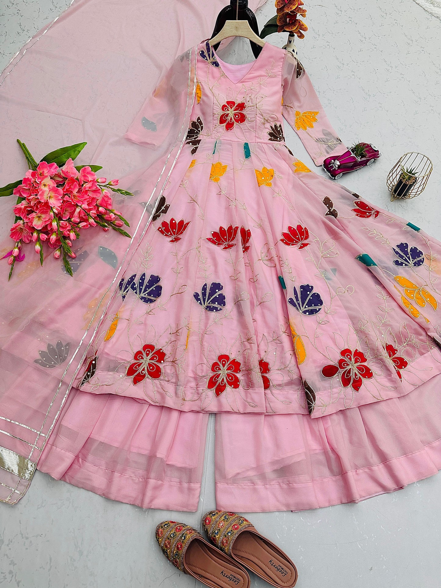 ☘️🛎️🛎️ NEW Launching  Designer Party Wear Look Collection💥👗👌🛎️🍀