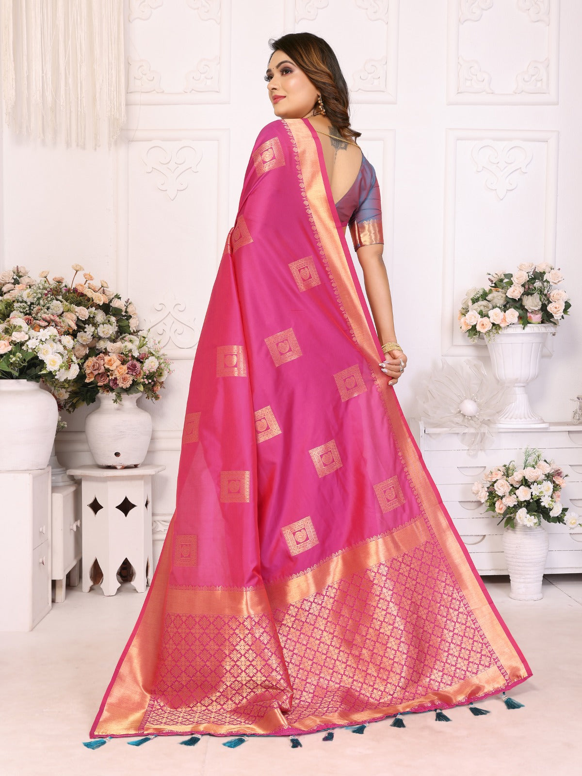 Presenting super pretty and beautiful premium Lichi soft Silk sarees!