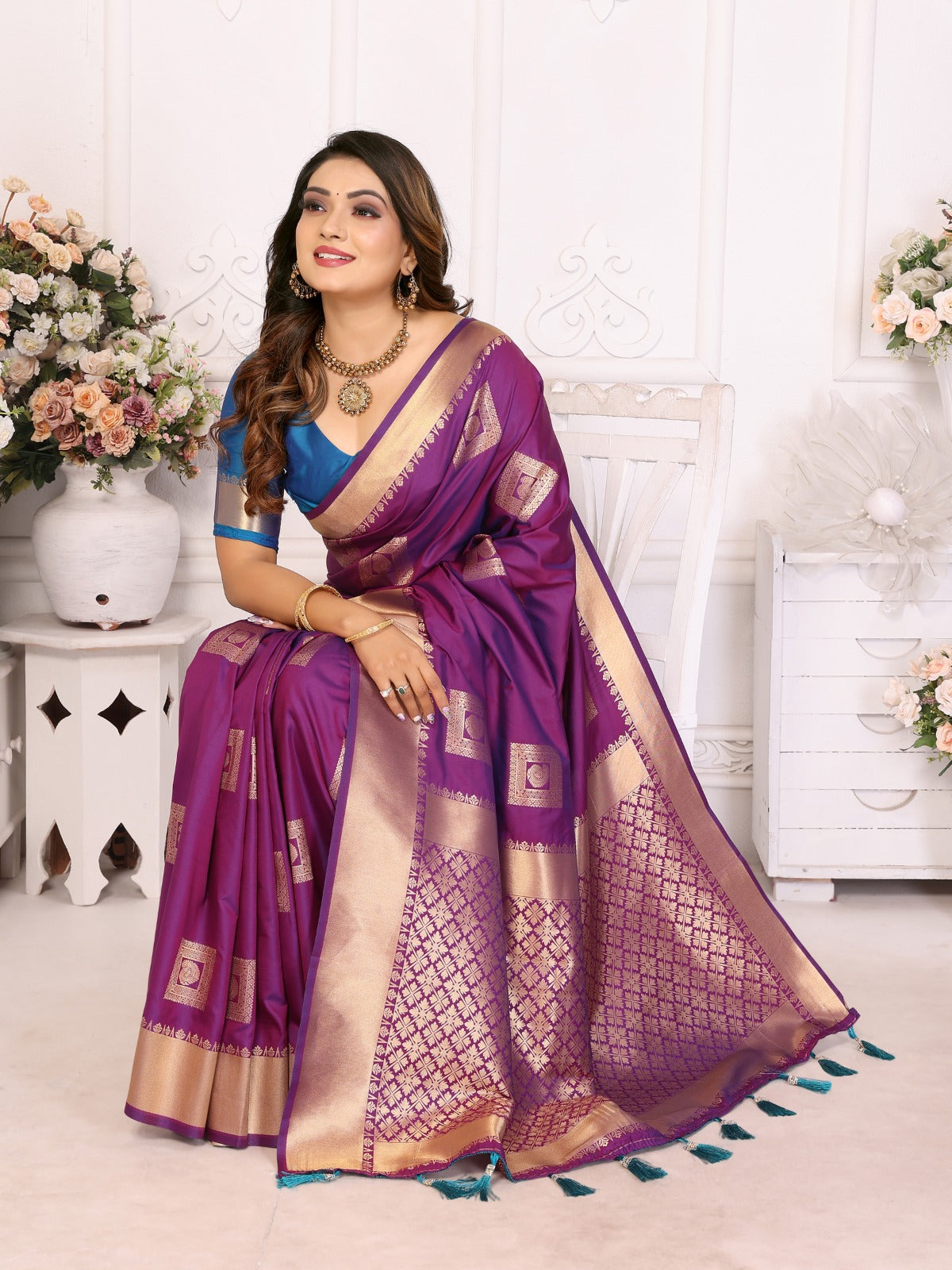 Presenting super pretty and beautiful premium Lichi soft Silk sarees!