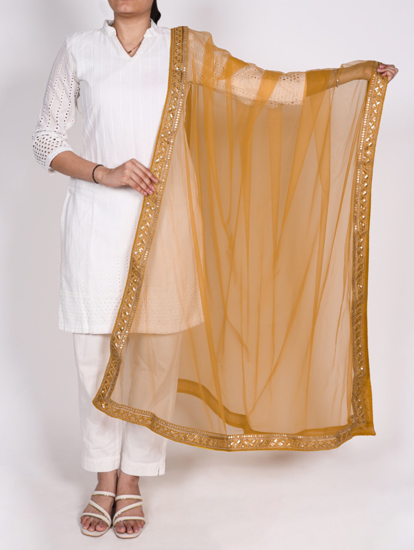 Grace enhanced with a delicate net dupatta. 💫