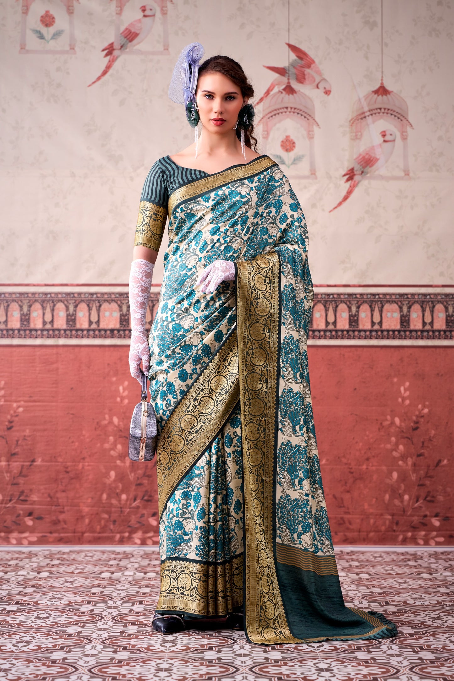 Tradition weaved in Tasar, finished with the subtle shimmer of viscose borders 🌺