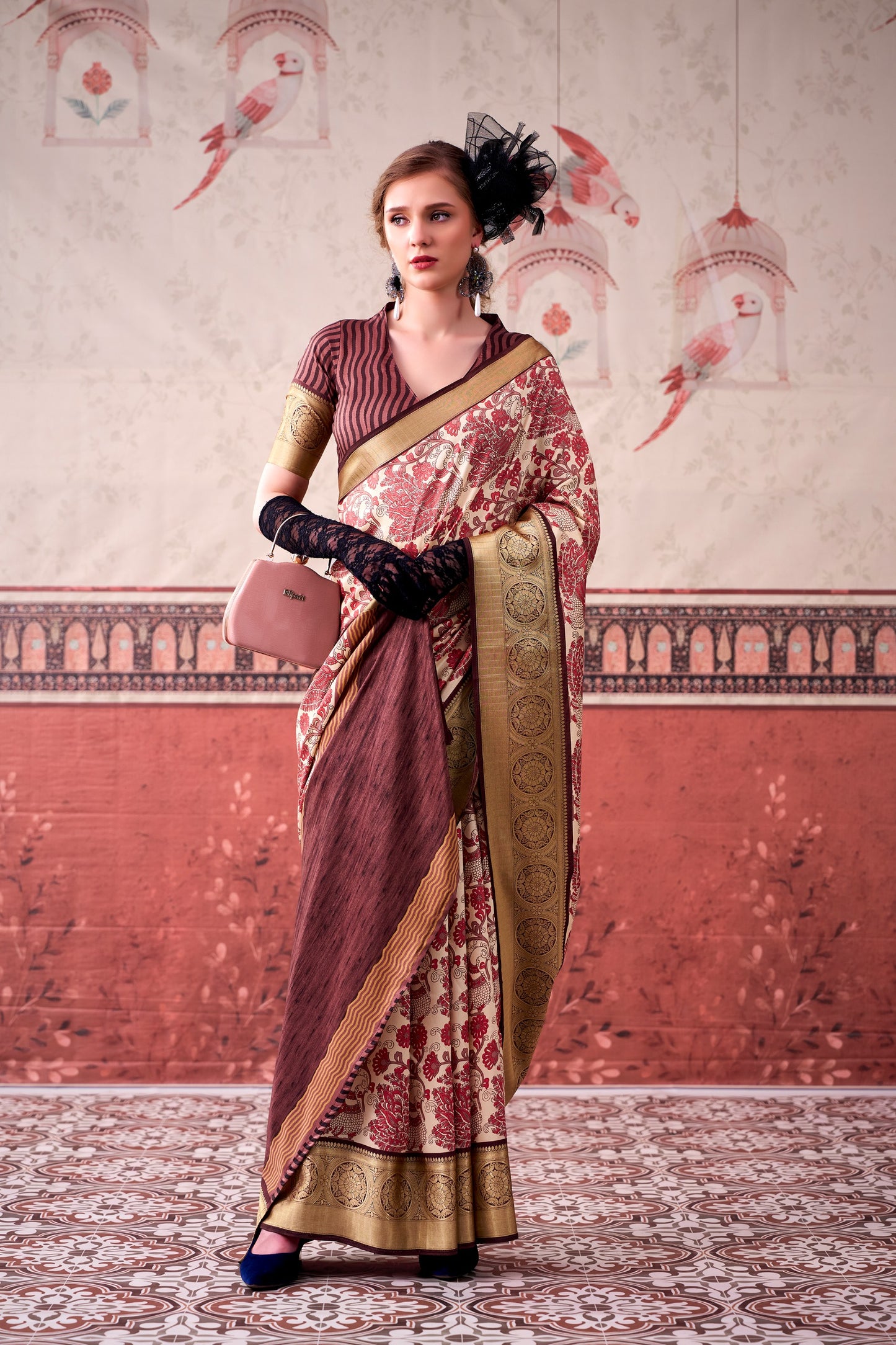 Tradition weaved in Tasar, finished with the subtle shimmer of viscose borders 🌺