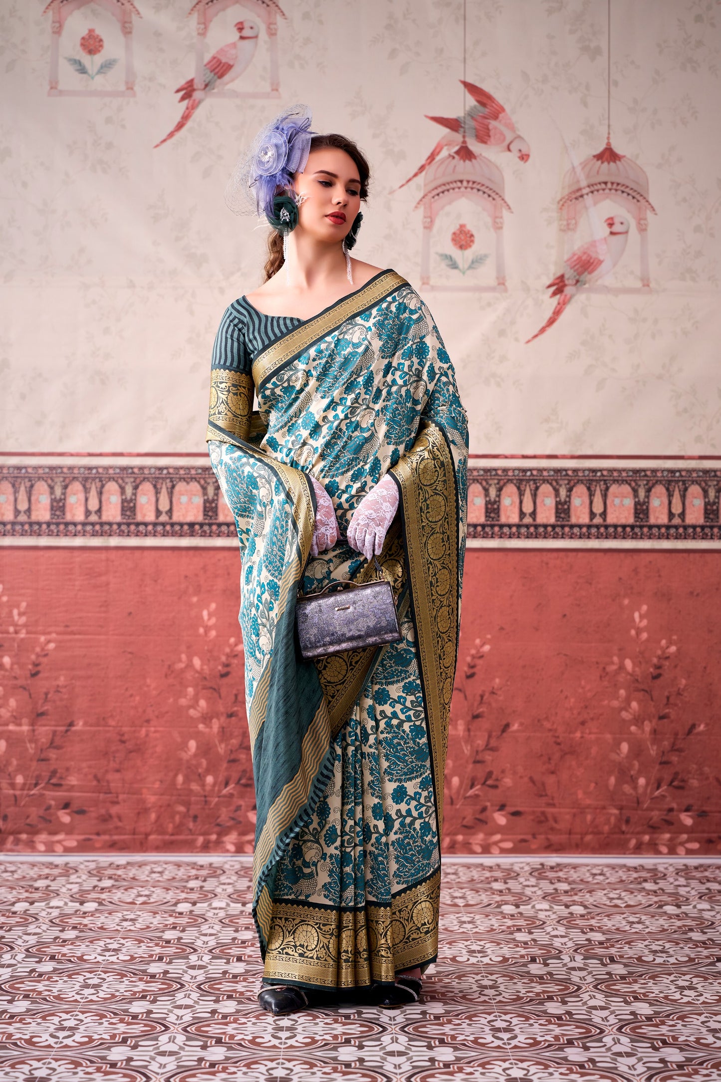Tradition weaved in Tasar, finished with the subtle shimmer of viscose borders 🌺
