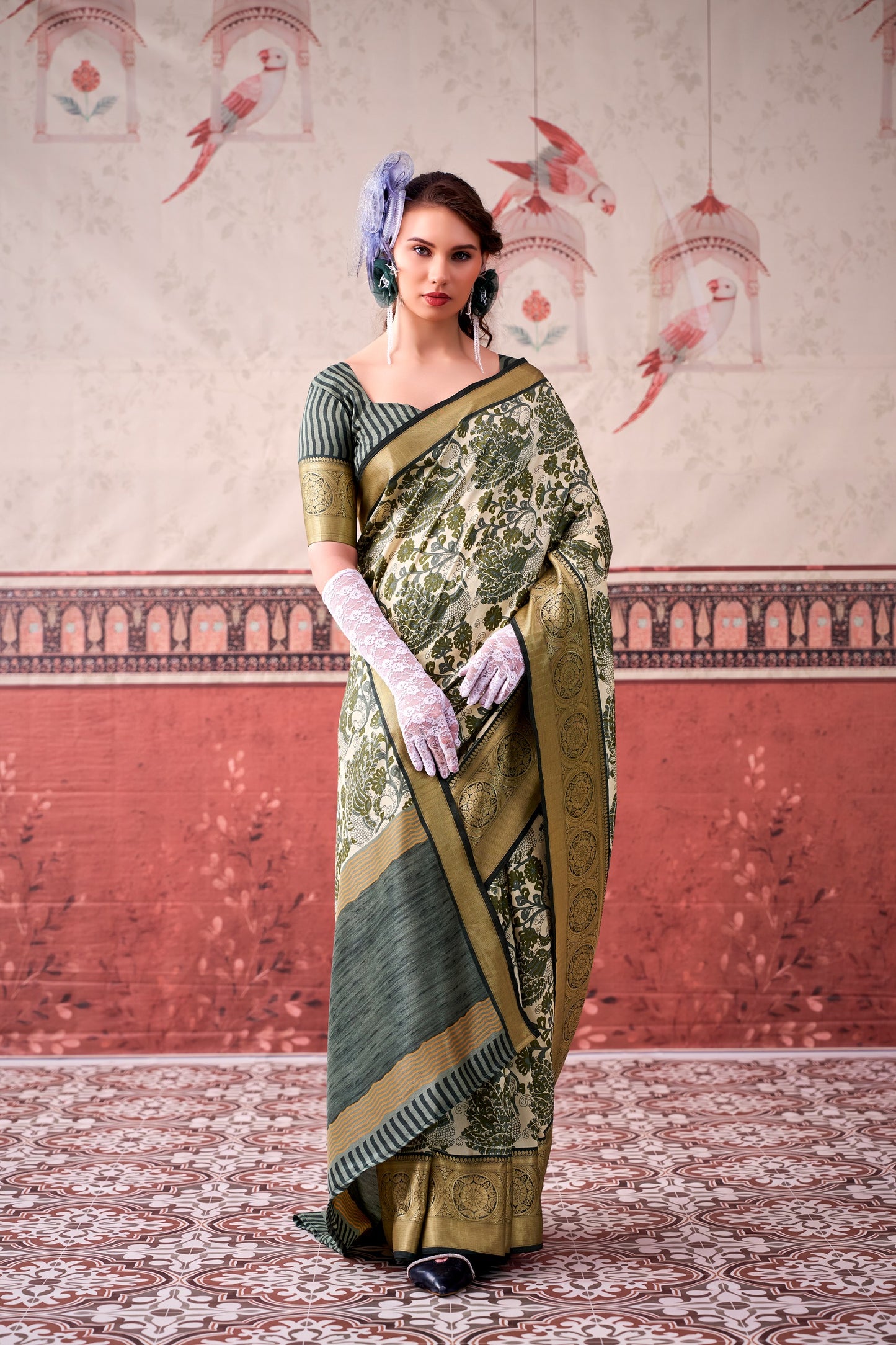 Tradition weaved in Tasar, finished with the subtle shimmer of viscose borders 🌺