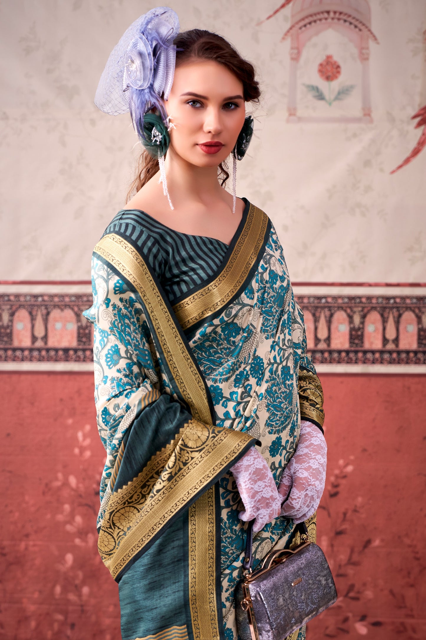 Tradition weaved in Tasar, finished with the subtle shimmer of viscose borders 🌺