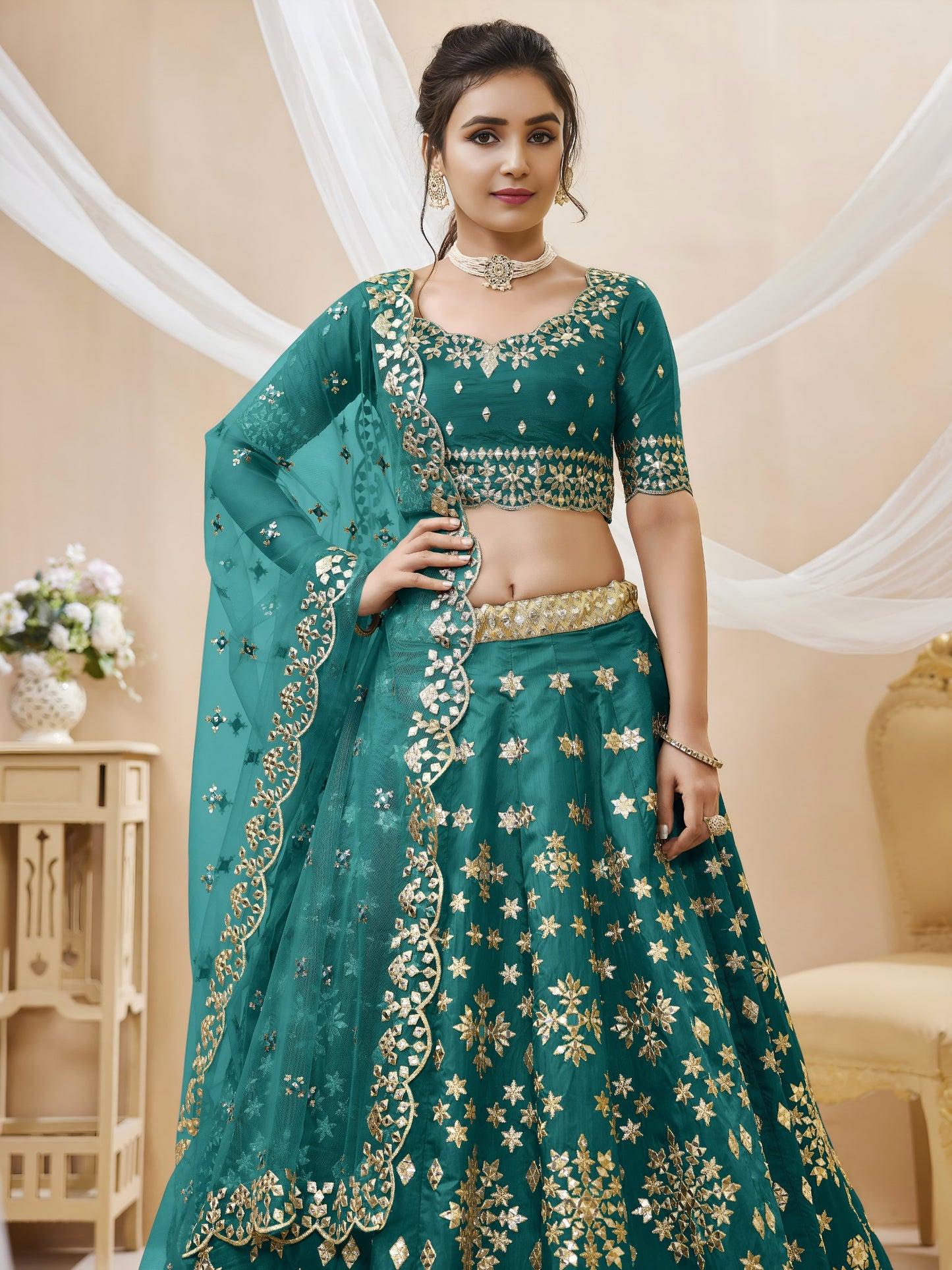 ✨ Emerald Green Zari Embroidered Lehenga ✨