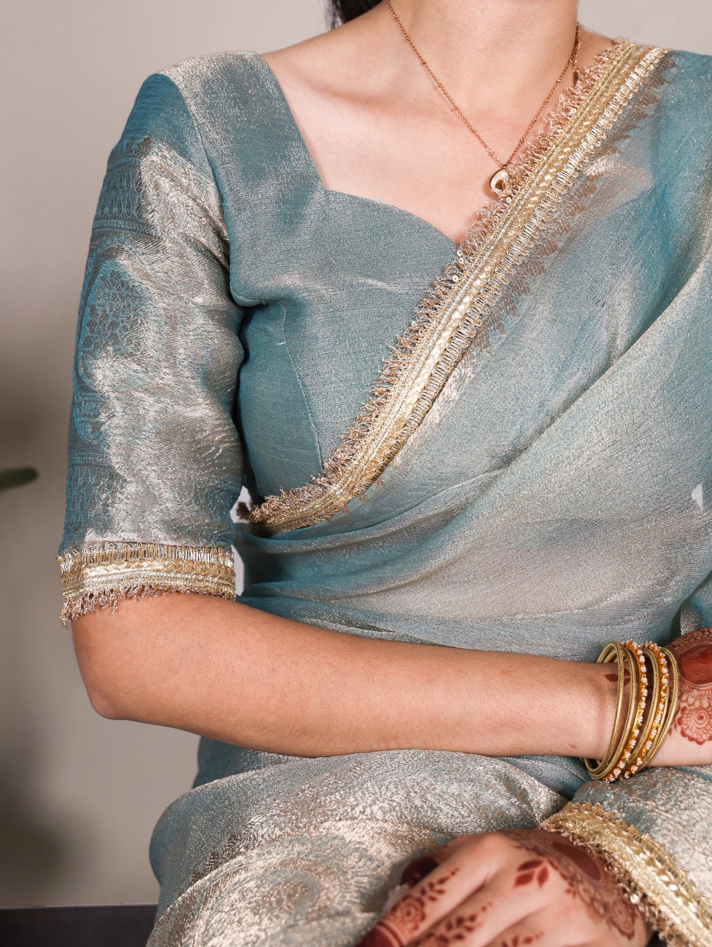 Shimmering in Zari and sequins 🍂