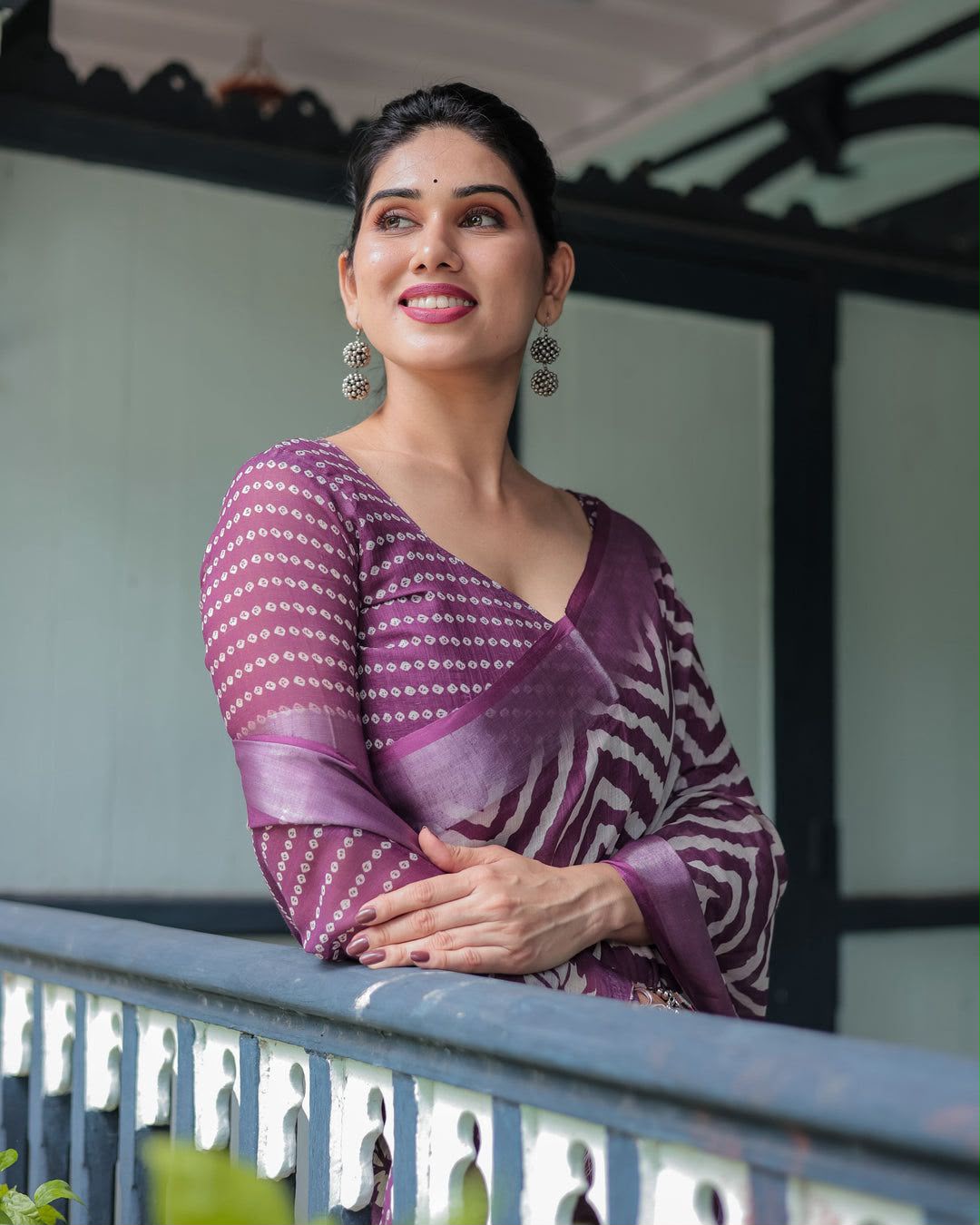 Women's Linen Cotton Saree in Purple with Silver Weaving and Zigzag Digital Print