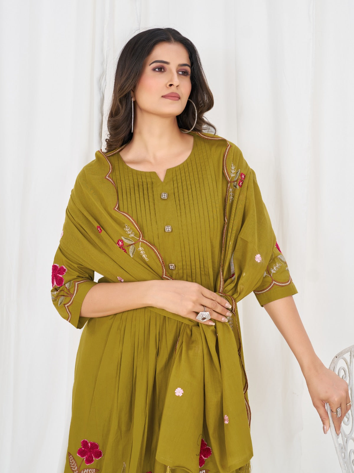 Elegant Pleated Anarkali Kurta Set with Floral Embroidery and Sheer Dupatta