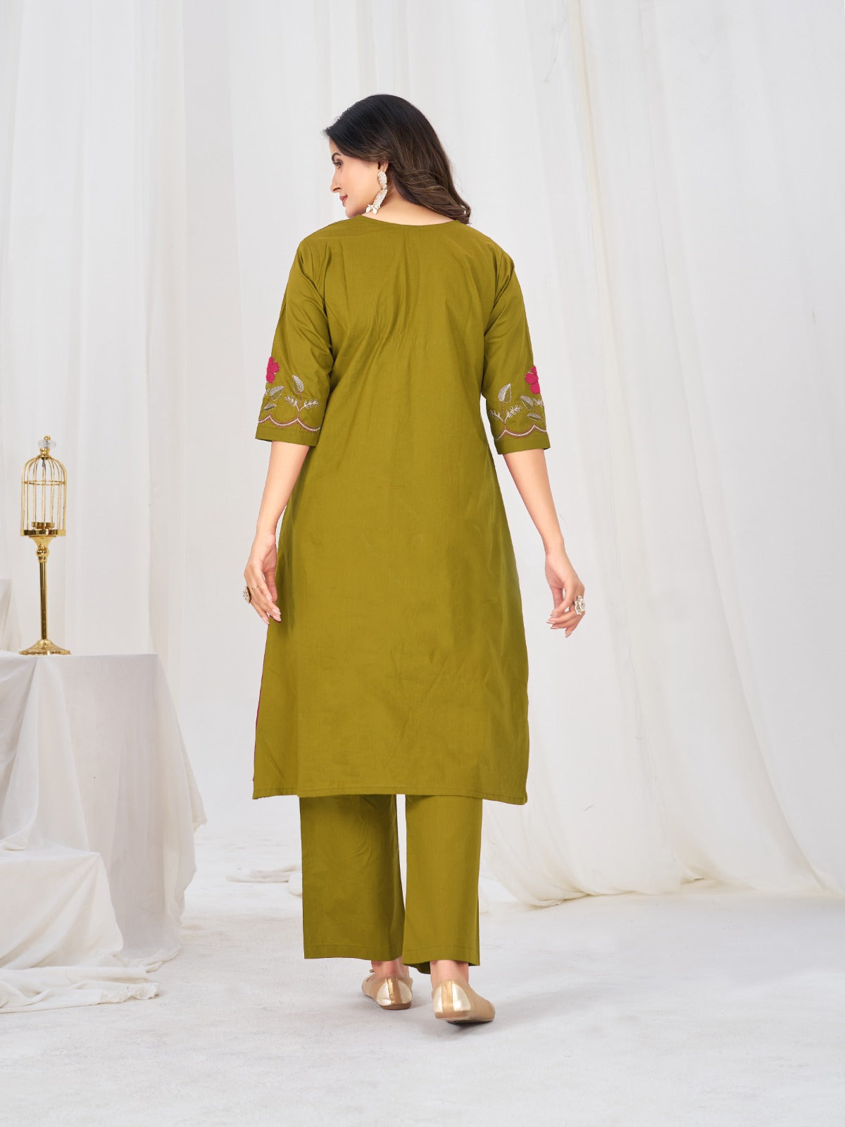 Elegant Pleated Anarkali Kurta Set with Floral Embroidery and Sheer Dupatta