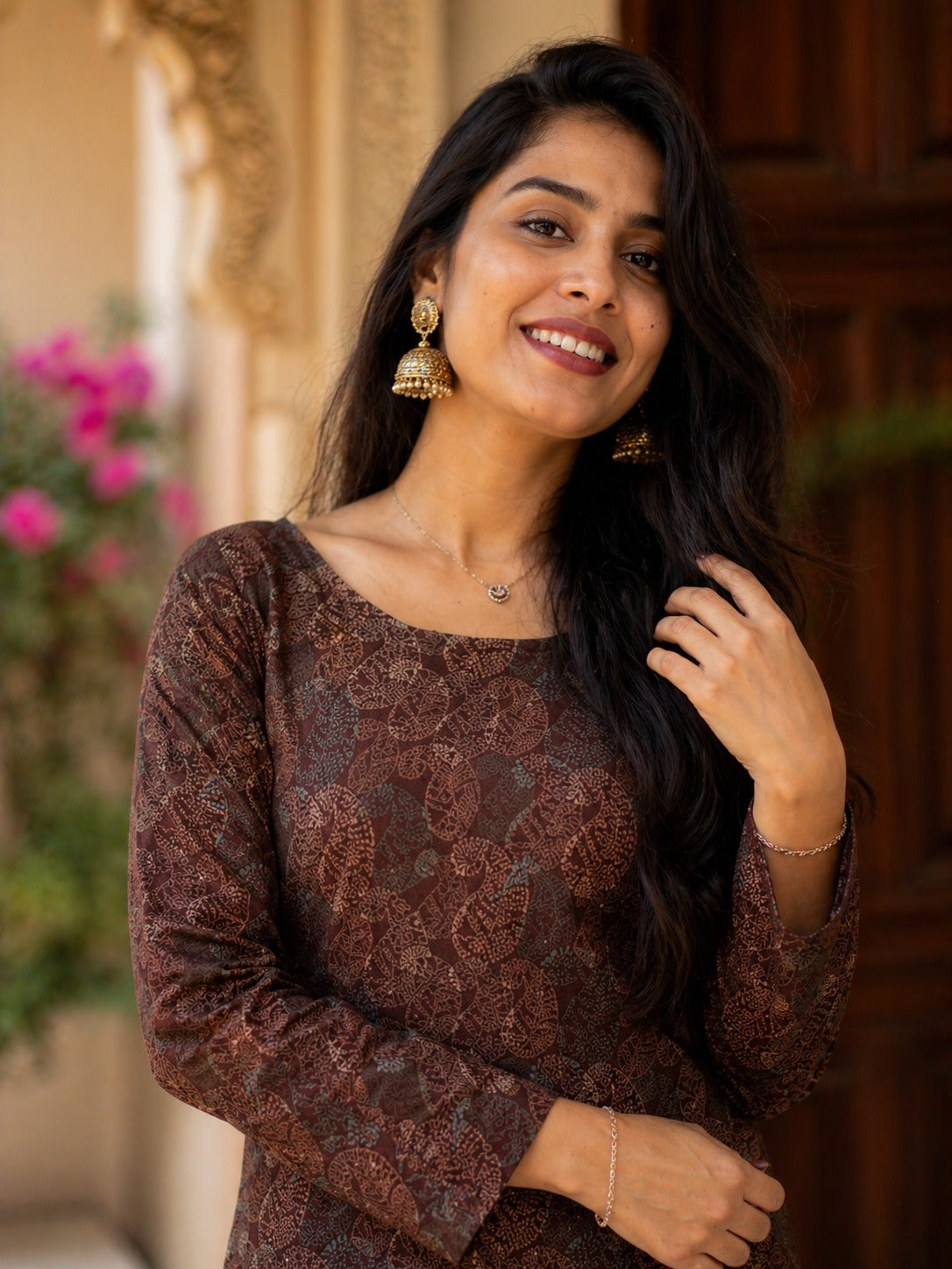 SOFT AND COMFORTABLE FABRIC FOR EVERY SEASON