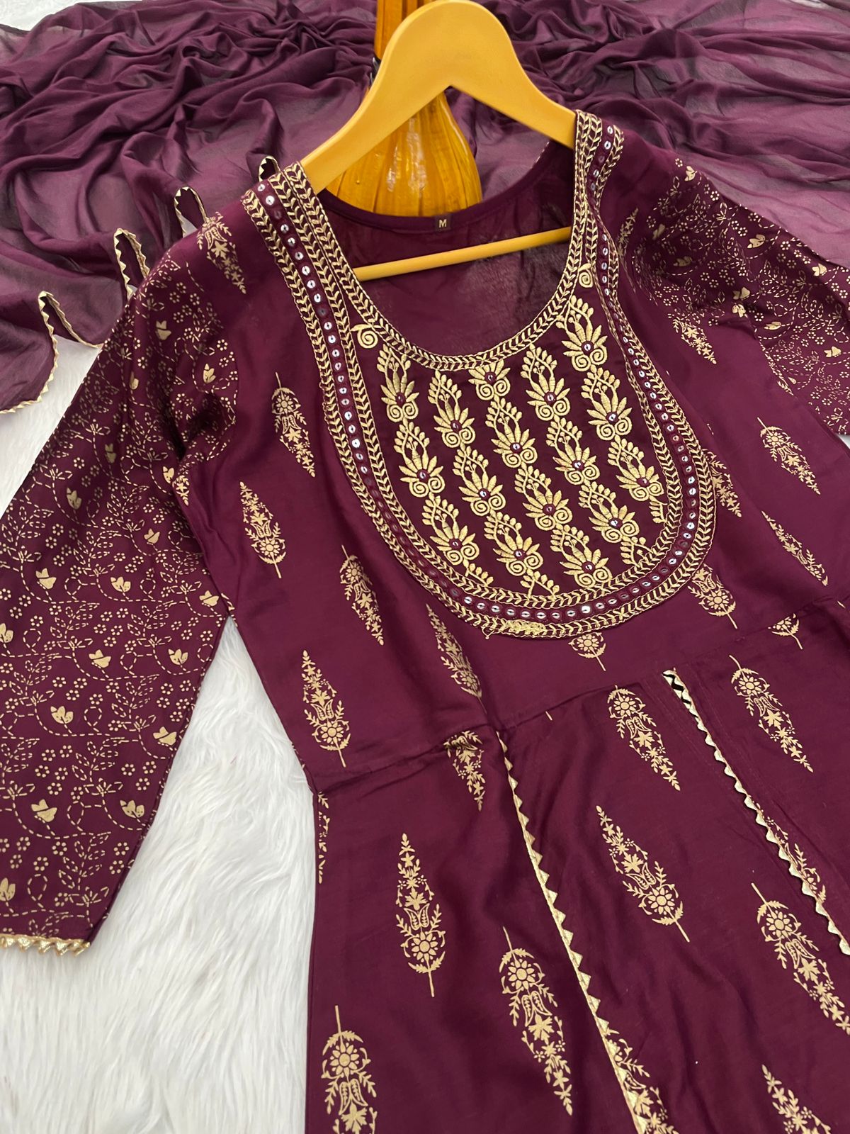 Presenting New Reyon beautiful suit set and duppta
