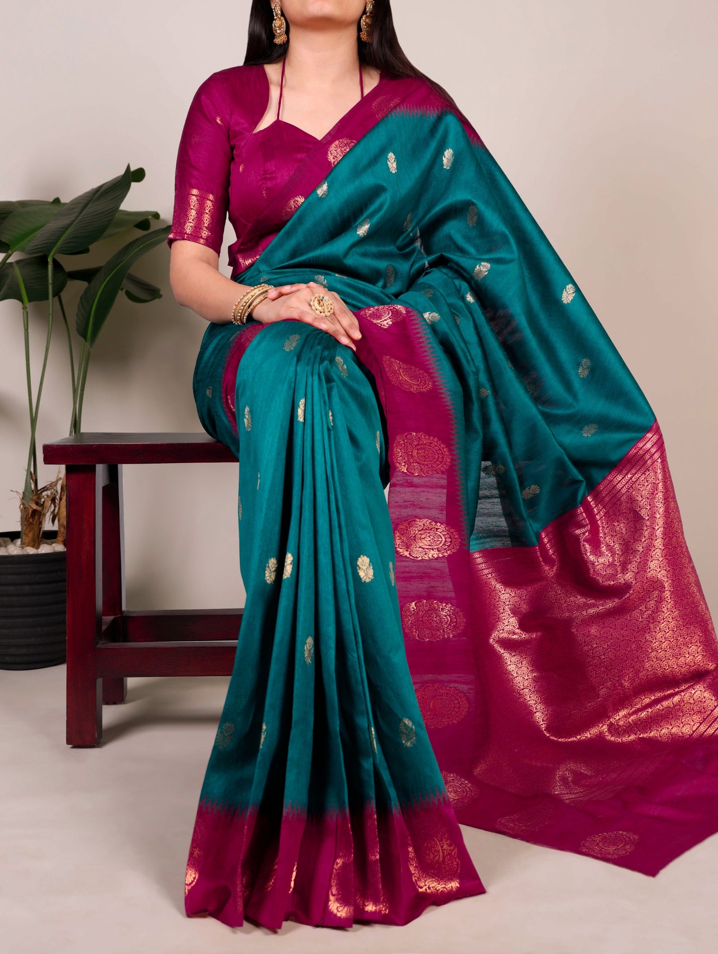 The smooth poly cotton fabric paired with beautiful zari weaving makes this saree a graceful choice for festive and ethnic occasions